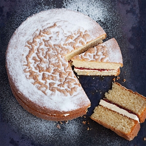 Victoria with Vanilla Butter Cream Cake
